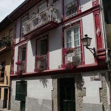 Ferienwohnung La Casa Roja De Saioa Lekeitio Exterior foto