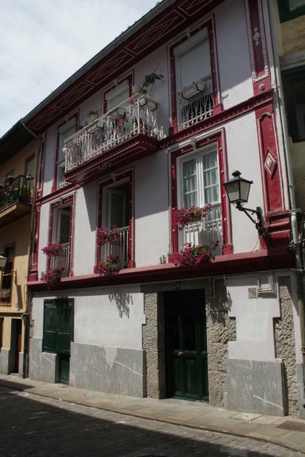 Ferienwohnung La Casa Roja De Saioa Lekeitio Exterior foto